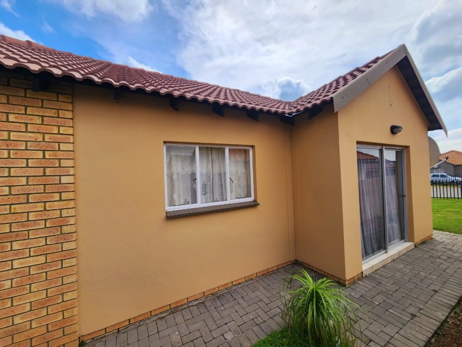 3 Bedroom Property for Sale in Waterkloof Hill Estate North West